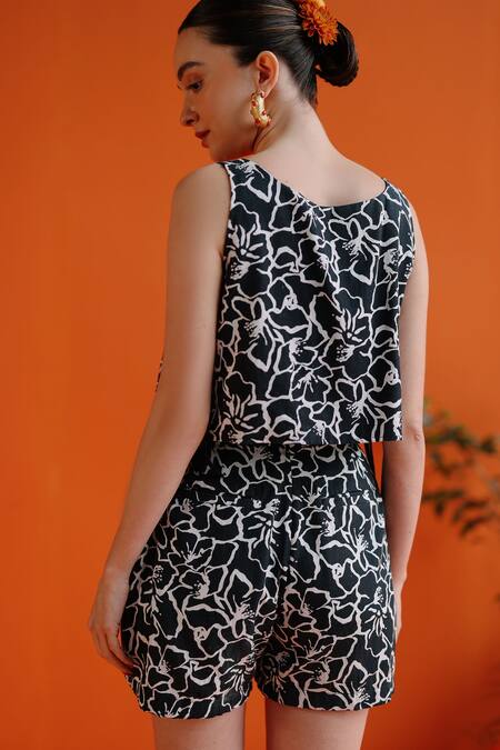 Shop Label Rama Black Handloom Cotton V-neck Rose Print Side Tie Up Crop Top at Aza Fashions Shop_Label Rama_Black Handloom Cotton V-neck Rose Print Side Tie Up Crop Top_at_Aza_Fashions