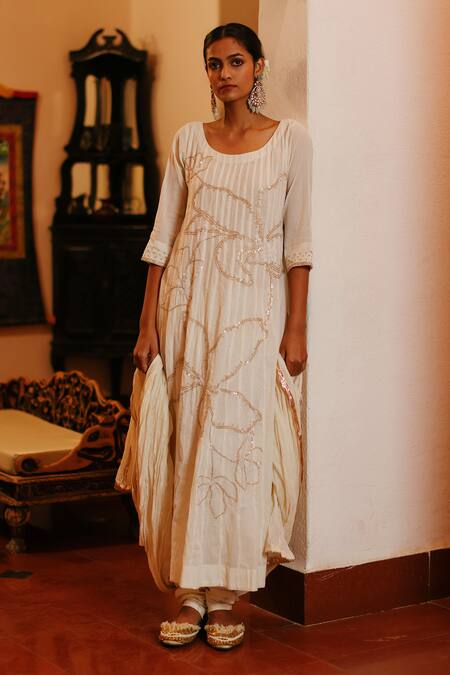 Nazar By Indu White Cotton Pearls, Beads Round Floral Bloom Embroidered Anarkali Churidar Set at Aza Fashions Nazar By Indu_White Cotton Pearls, Beads Round Floral Bloom Embroidered Anarkali Churidar Set _at_Aza_Fashions