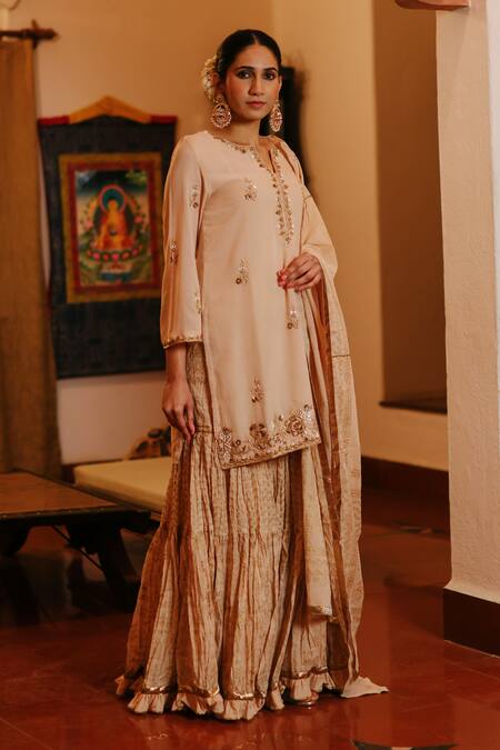 Buy Nazar By Indu Beige Cotton Cut Work, Beads, Embroidery Split V-neck Floret Kurta Gharara Set Online at Aza Fashions Buy_Nazar By Indu_Beige Cotton Cut Work, Beads, Embroidery Split V-neck Floret Kurta Gharara Set _Online_at_Aza_Fashions