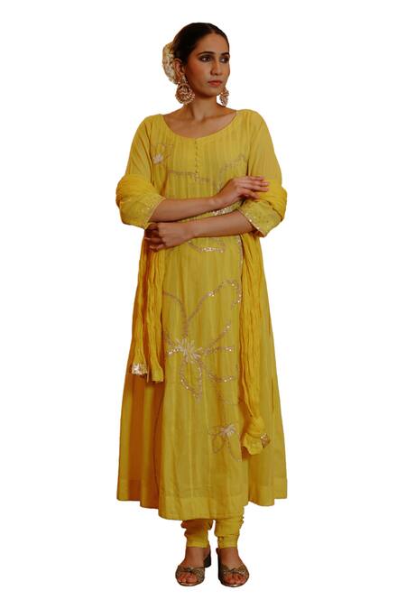 Nazar By Indu Yellow Cotton Sequins, Pearls Round Flower Bloom Embroidered Kurta Churidar Set Online at Aza Fashions Nazar By Indu_Yellow Cotton Sequins, Pearls Round Flower Bloom Embroidered Kurta Churidar Set _Online_at_Aza_Fashions