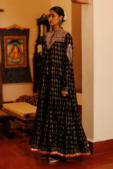 Shop Nazar By Indu Black Cotton Gota Patti, Beads Mandarin Collar Floral Butti Print Anarkali Online at Aza Fashions Shop_Nazar By Indu_Black Cotton Gota Patti, Beads Mandarin Collar Floral Butti Print Anarkali _Online_at_Aza_Fashions
