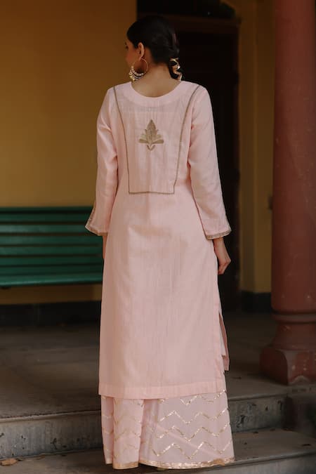 Shop Nazar By Indu Pink Cotton Zari, Sequins Keyhole Neck Flower Embroidered Kurta Gharara Set at Aza Fashions Shop_Nazar By Indu_Pink Cotton Zari, Sequins Keyhole Neck Flower Embroidered Kurta Gharara Set _at_Aza_Fashions