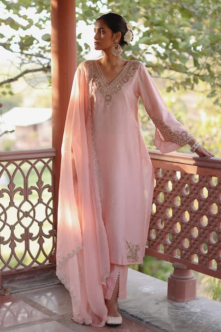 Nazar By Indu Pink Chanderi Beads, Zari V-neck Placement Zardozi Embellished Kurta Pant Set Online at Aza Fashions Nazar By Indu_Pink Chanderi Beads, Zari V-neck Placement Zardozi Embellished Kurta Pant Set _Online_at_Aza_Fashions