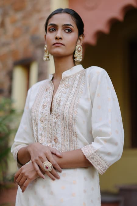 Shop Nazar By Indu White Cotton Embroidery, Gota Patti Mandarin Collar Short Kurta Salwar Set Online at Aza Fashions Shop_Nazar By Indu_White Cotton Embroidery, Gota Patti Mandarin Collar Short Kurta Salwar Set _Online_at_Aza_Fashions