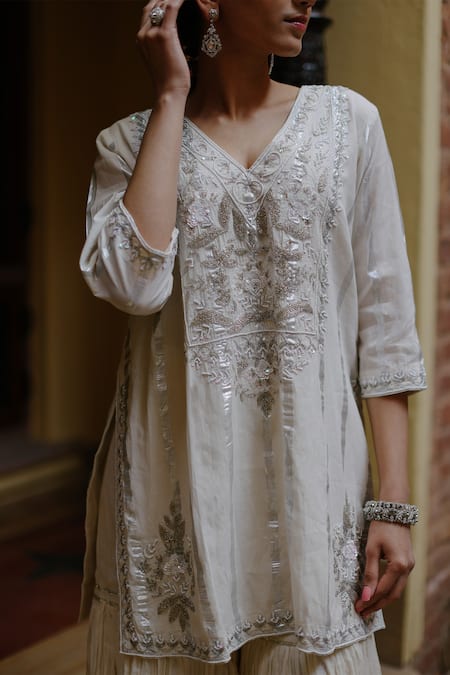 Buy_Nazar By Indu_White Cotton Beads, Gota Patti V-neck Embroidered Short Kurta Gharara Set _Online_at_Aza_Fashions