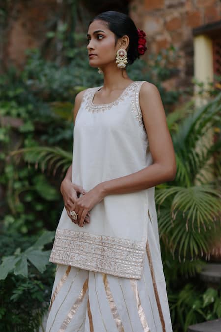 Buy_Nazar By Indu_White Cotton Gota Patti Round Neck Embroidered Kurta Palazzo Set _Online_at_Aza_Fashions