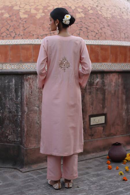 Shop Nazar By Indu Pink Chanderi Embroidery, Gota Patti Round Neck Straight Kurta Set at Aza Fashions Shop_Nazar By Indu_Pink Chanderi Embroidery, Gota Patti Round Neck Straight Kurta Set _at_Aza_Fashions