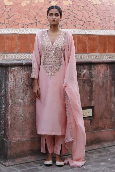 Nazar By Indu Pink Chanderi Embroidery, Gota Patti Round Neck Straight Kurta Set Online at Aza Fashions Nazar By Indu_Pink Chanderi Embroidery, Gota Patti Round Neck Straight Kurta Set _Online_at_Aza_Fashions