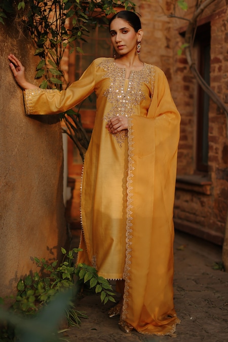 Nazar by Indu Yellow Chanderi Hand Embroidered Mirror Notched Round Kurta Set