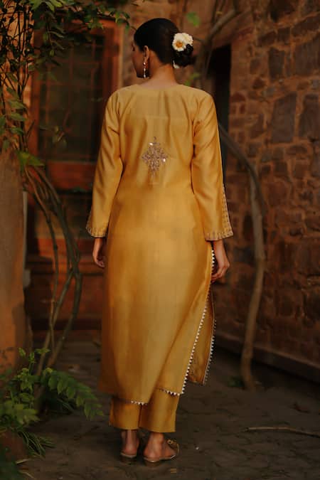 Shop Nazar By Indu Yellow Chanderi Mirrors, Embroidery Round Neck Kurta Set at Aza Fashions Shop_Nazar By Indu_Yellow Chanderi Mirrors, Embroidery Round Neck Kurta Set _at_Aza_Fashions