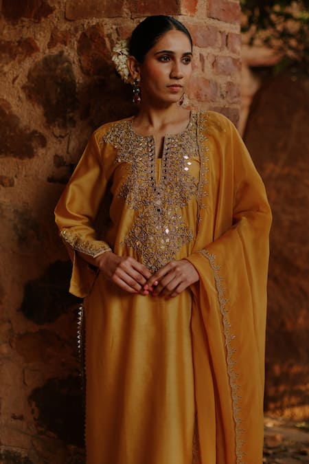 Nazar By Indu Yellow Chanderi Mirrors, Embroidery Round Neck Kurta Set Online at Aza Fashions Nazar By Indu_Yellow Chanderi Mirrors, Embroidery Round Neck Kurta Set _Online_at_Aza_Fashions