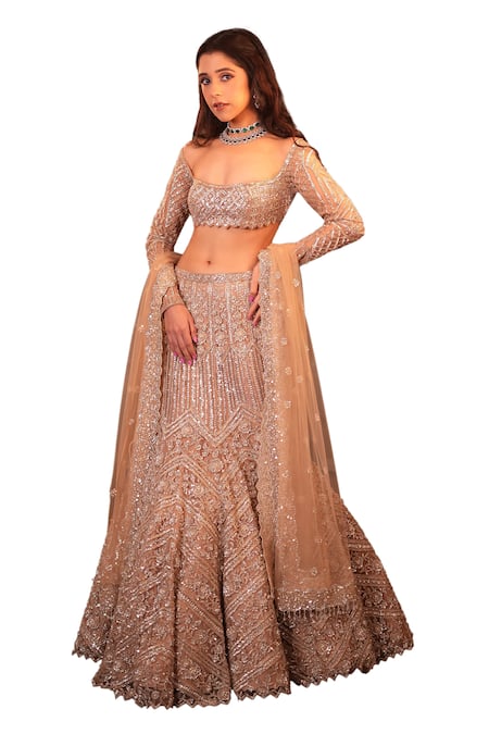 Shop Isa By Dolly Wahal Gold Net Sequins, Pearls, Cut Work, Ophelia Fishcut Embroidered Lehenga Set Online at Aza Fashions Shop_Isa By Dolly Wahal_Gold Net Sequins, Pearls, Cut Work, Ophelia Fishcut Embroidered Lehenga Set _Online_at_Aza_Fashions