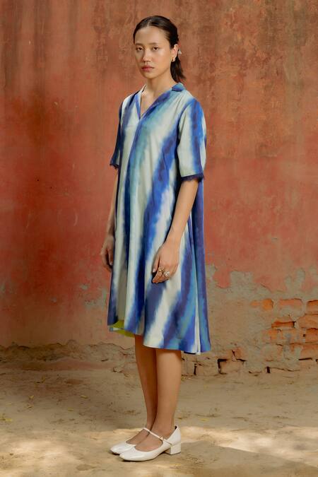 Raasa_Blue Cotton Modal Abstract Lapel Collar Sol Pattern Dress _Online_at_Aza_Fashions