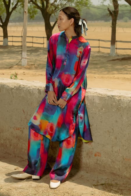 Buy_Raasa_Multi Color Modal, Satin Mandarin Collar Aster Bubble Pattern Kurta With Pant 