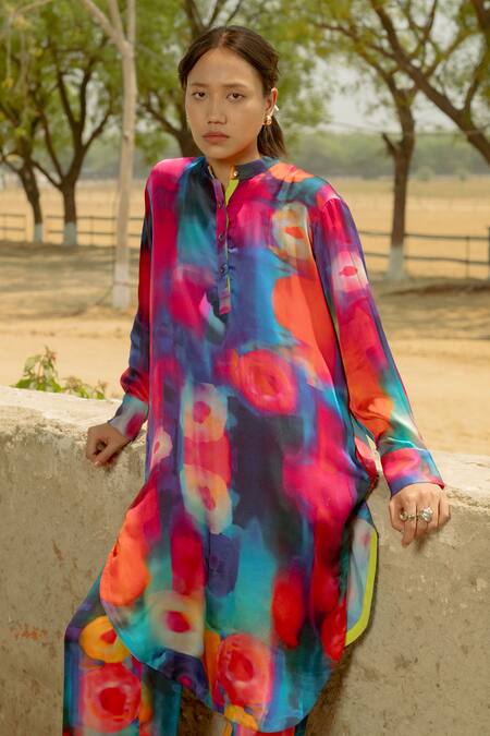 Shop_Raasa_Multi Color Modal, Satin Mandarin Collar Aster Bubble Pattern Kurta With Pant 