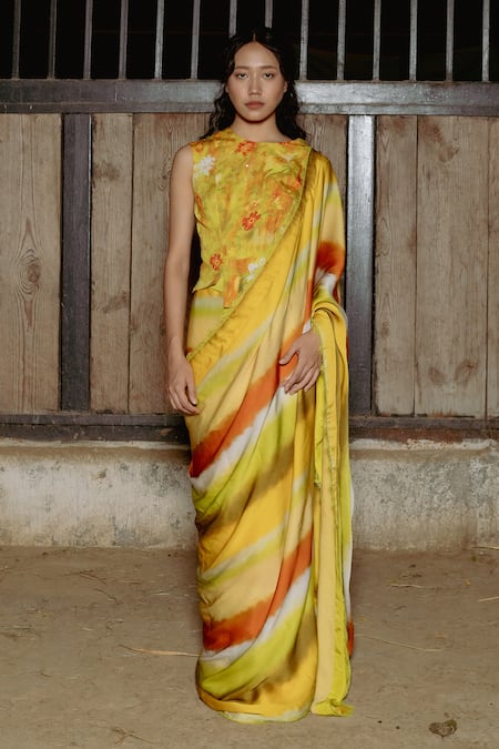 Buy_Raasa_Yellow Chiffon, Cotton, Modal Lace Selene Abstract Pattern Saree With Blouse _Online_at_Aza_Fashions
