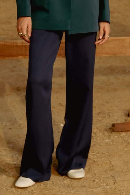 Buy_Raasa_Blue Crepe Solid Notched Lapel Bay Blazer With Trouser _Online_at_Aza_Fashions