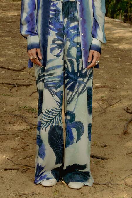 Buy Raasa Blue Cotton Modal Printed Leaf Straight Lace Top Online at Aza Fashions Buy_Raasa_Blue Cotton Modal Printed Leaf Straight Lace Top _Online_at_Aza_Fashions