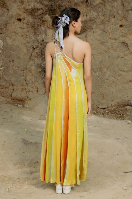 Raasa Stripe Pattern Dress 