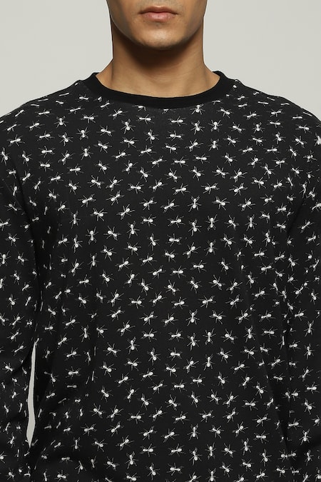 Shop Abraham And Thakore Black Cotton Ant Motifs Print T-shirt Online at Aza Fashions Shop_Abraham And Thakore_Black Cotton Ant Motifs Print T-shirt _Online_at_Aza_Fashions