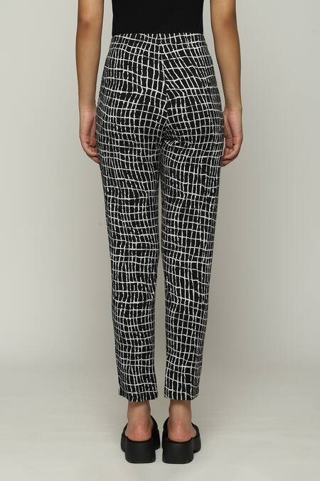 Shop Abraham And Thakore Black Tencel, Lycra Lattice Print Trouser at Aza Fashions Shop_Abraham And Thakore_Black Tencel, Lycra Lattice Print Trouser_at_Aza_Fashions