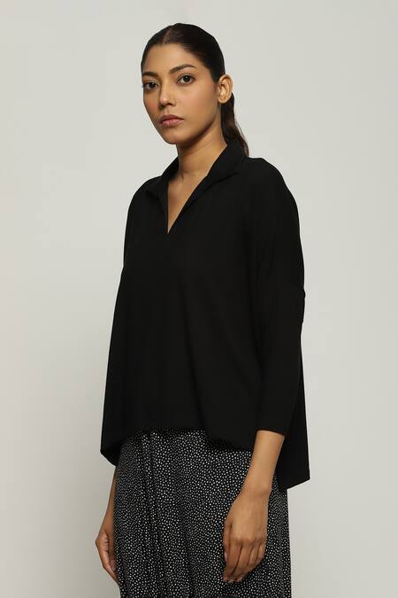 Buy Abraham And Thakore Black Tencel, Lycra Collared Top Online at Aza Fashions Buy_Abraham And Thakore_Black Tencel, Lycra Collared Top_Online_at_Aza_Fashions