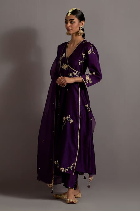 Buy_Deep Thee_Purple Chanderi, Tissue, Organza Metallic Thread, Guccha Jaal Angarkha Set _Online_at_Aza_Fashions