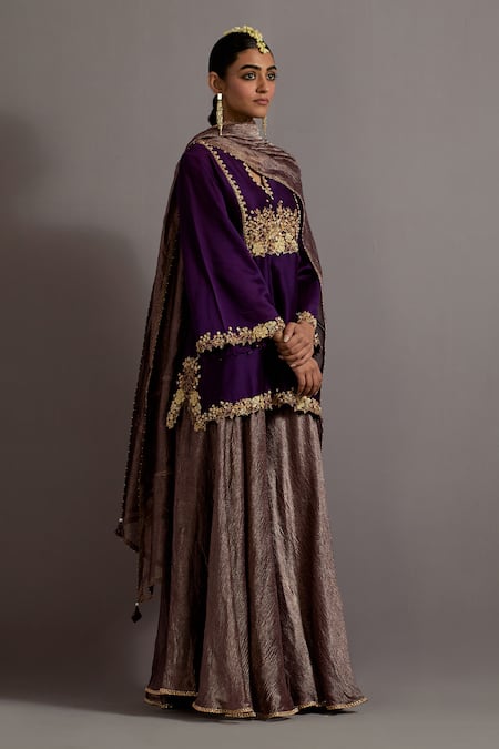 Deep Thee Purple Organza, Chanderi, Tissue Embroidery V-neck Phool Guccha Yoke Kurta Set at Aza Fashions Deep Thee_Purple Organza, Chanderi, Tissue Embroidery V-neck Phool Guccha Yoke Kurta Set _at_Aza_Fashions