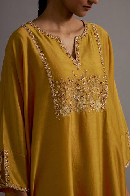 Buy_Deep Thee_Yellow Chanderi Sequins, Zari Split Hand Embroidered Yoke Kaftan With Pant 