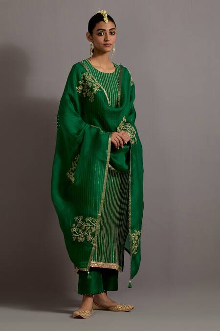 Shop Deep Thee Green Organza, Chanderi Embroidery, Pearls, Zari, Beads Zardozi And Kurta Set Online at Aza Fashions Shop_Deep Thee_Green Organza, Chanderi Embroidery, Pearls, Zari, Beads Zardozi And Kurta Set _Online_at_Aza_Fashions