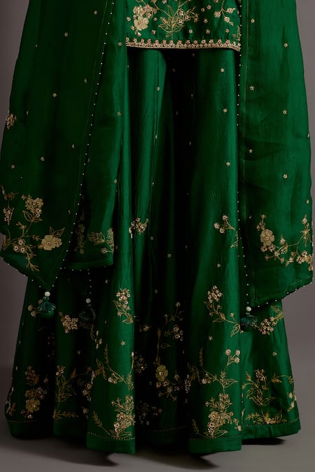 Deep Thee Green Silk, Organza Beads, Tassels, Guccha Jaal Embroidered Kurta Sharara Set at Aza Fashions Deep Thee_Green Silk, Organza Beads, Tassels, Guccha Jaal Embroidered Kurta Sharara Set _at_Aza_Fashions