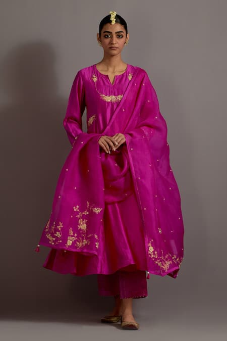 Deep Thee Fuchsia Silk Hand Embroidered Zari Notched Phool Necklace A-line Kurta Set