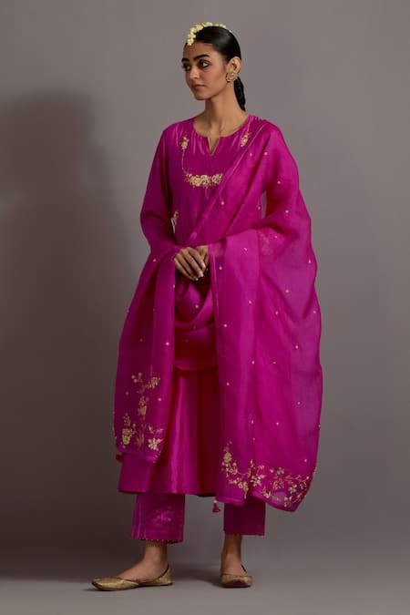 Deep Thee_Fuchsia Silk, Organza Embroidery, Sequins, Phool Necklace A-line Kurta Set _Online_at_Aza_Fashions