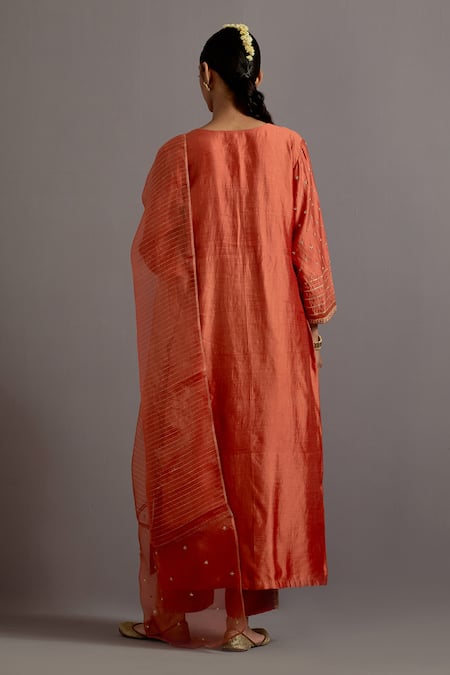 Deep Thee Zardozi Embroidered Kurta Set 