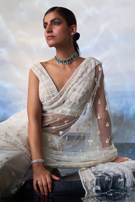 Angad Singh_Ivory Net Sequins, Crystals, Beads Plunge Neck Daisy Dusk Embroidered Saree Set _at_Aza_Fashions