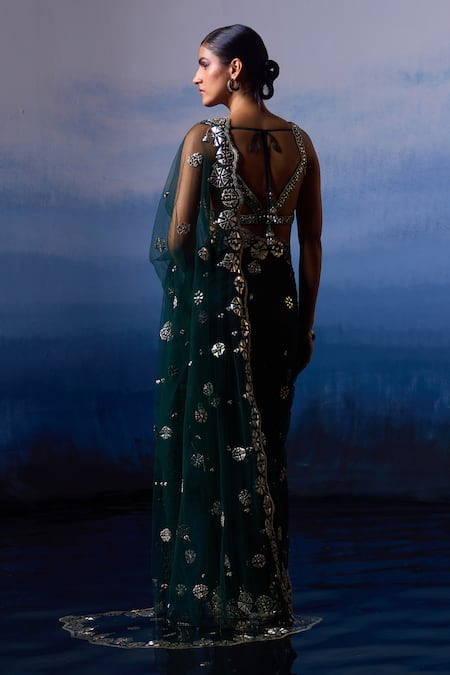 Angad Singh Martian Floris Embroidered Net Saree Set 