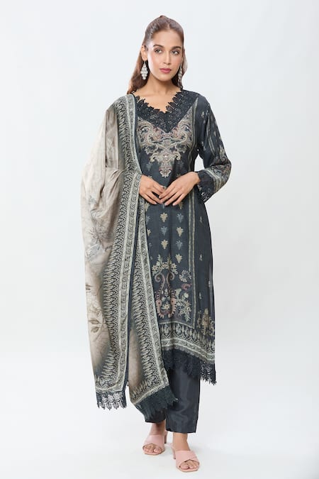 Samyukta Singhania Bouquet Print Kurta Set 