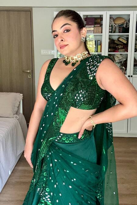 Buy Asaga Emerald Green Tulle, Satin, Organza Wave Border Pre-draped Saree With Blouse Buy_Asaga_Emerald Green Tulle, Satin, Organza Wave Border Pre-draped Saree With Blouse