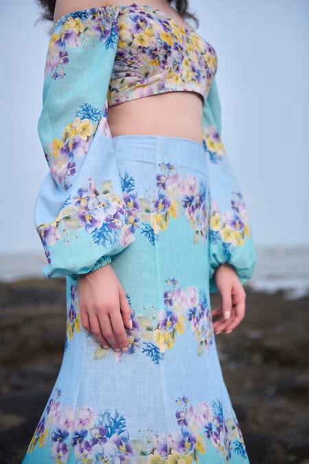 Verano By Tanya_Blue Cotton Linen Printed Floral Sweetheart Marina Crop Top _at_Aza_Fashions