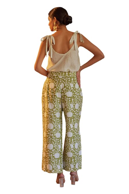 Buy Kapraaaha Green Muslin Print Floral V-neck Chevron Top With Pant Buy_Kapraaaha_Green Muslin Print Floral V-neck Chevron Top With Pant