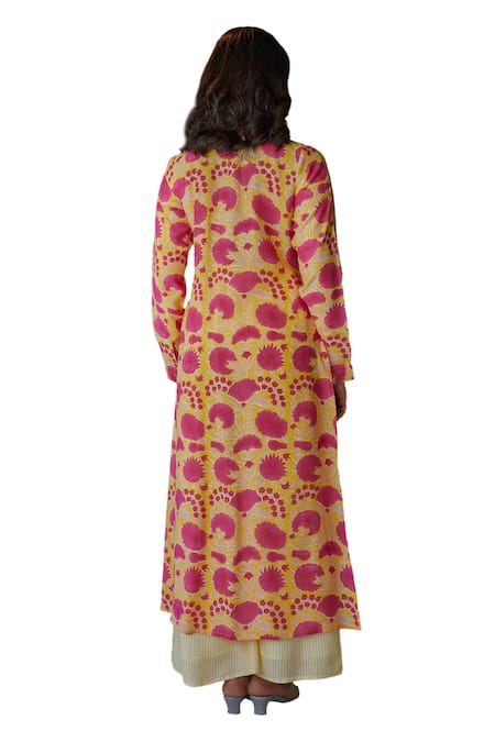 Shop_Kapraaaha_Yellow Muslin Collared Floral Print Tunic With Palazzo _Online_at_Aza_Fashions