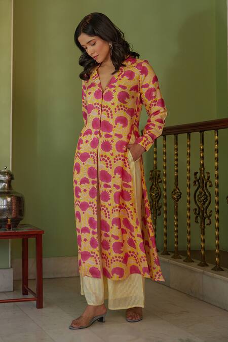 Shop_Kapraaaha_Yellow Muslin Collared Floral Print Tunic With Palazzo 