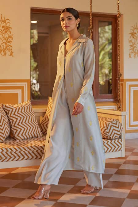 Buy_Kapraaaha_Blue Muslin Embroidery Collared Threadwork Tunic With Palazzo_Online_at_Aza_Fashions