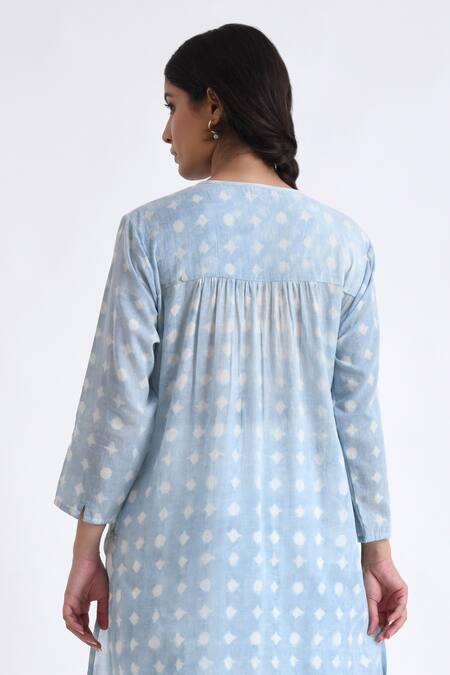 JAYATI GOENKA_Blue Cotton Round Neck Block Print Long Kurta With Pant _Online_at_Aza_Fashions