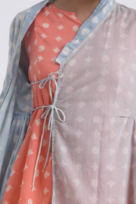 Buy_JAYATI GOENKA_Multi Color Cotton Embroidery Mandarin Block Print Peplum Wrap Top With Pant 