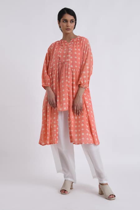 JAYATI GOENKA_Pink Cotton Embroidery Split V-neck, Mandarin Block Print Robe And Pant Set _at_Aza_Fashions