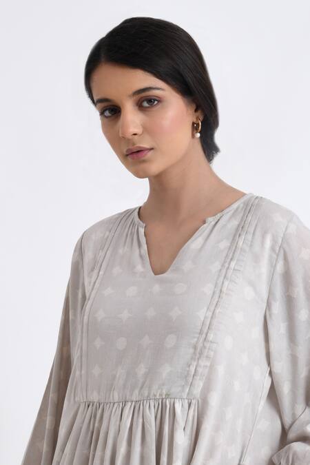 Buy_JAYATI GOENKA_Grey Cotton Embroidery V-neck Block Print Flared Dress 