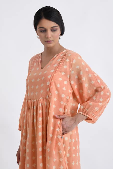 Shop_JAYATI GOENKA_Pink Cotton V-neck Block Print Balloon Sleeve Flared Dress _Online_at_Aza_Fashions