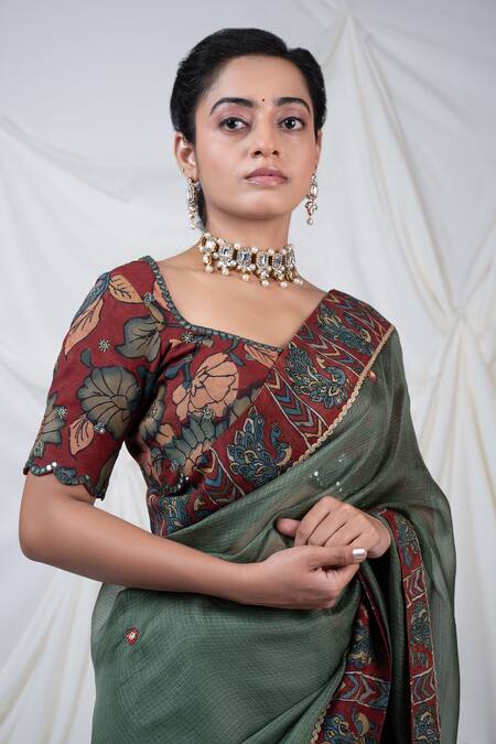 Aamra By Lavanya_Green Silk, Kota Peacock Kalamkari Border Saree With Unstitched Blouse Piece _Online_at_Aza_Fashions