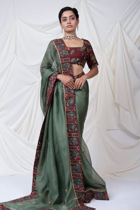 Buy_Aamra By Lavanya_Green Silk, Kota Peacock Kalamkari Border Saree With Unstitched Blouse Piece _Online_at_Aza_Fashions